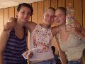 Nn, Adry, Eszti